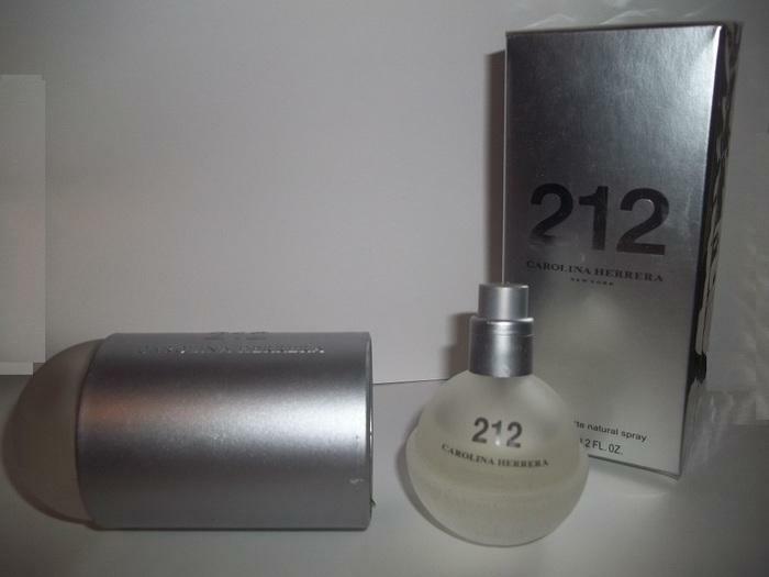 parduodu Carolina Herrera 212 kvepalus