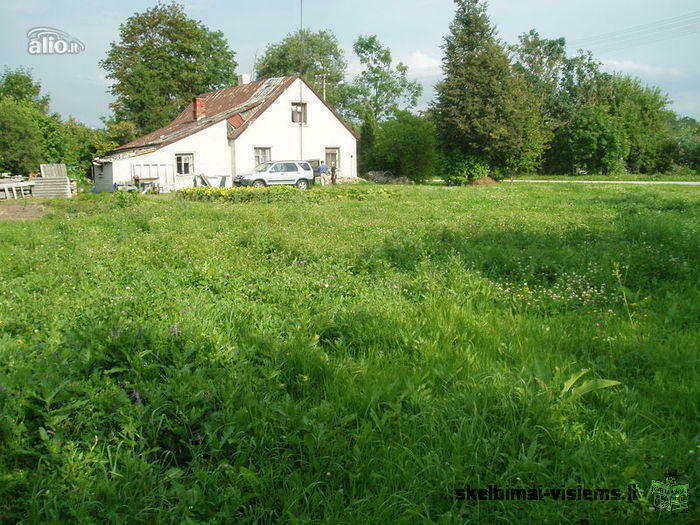 Parduodamas žemės sklypas