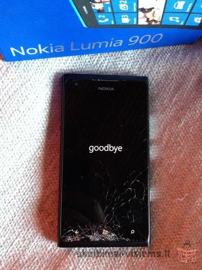 Nokia LUMIA 900