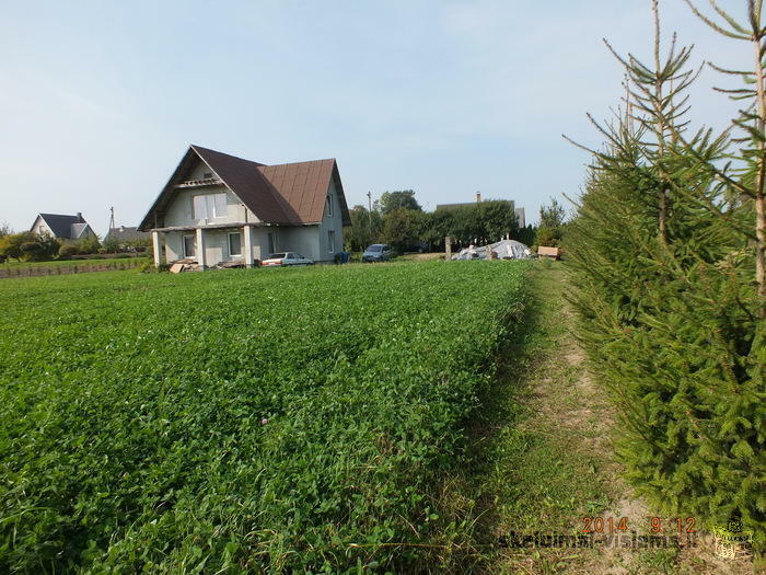 Parduodu arba keičiu gyvenamą namą