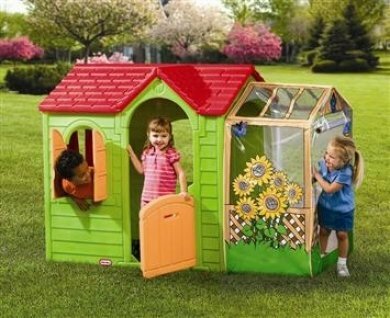 Sell children's homes and outdoor kitchen