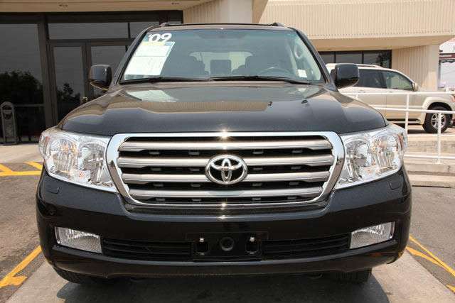 2009 Toyota Land Cruiser V8 5.7L for sale