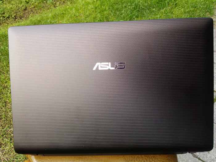 ASUS A53U-SX374S 15.6"