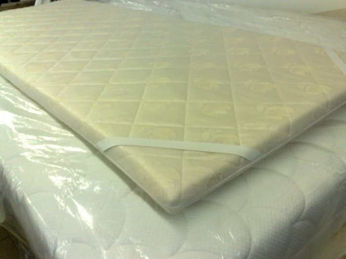 Vente - MATELAS ANTCIUZINIAI taie d'oreiller .