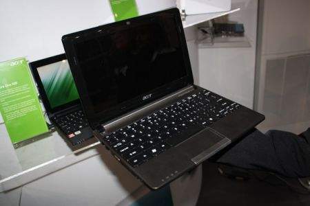 ACER Aspire Vienas D257 N435 1 GB 10, 1 250 GB saugojimo kietajame diske UMA LINUX (juodos spalvos)