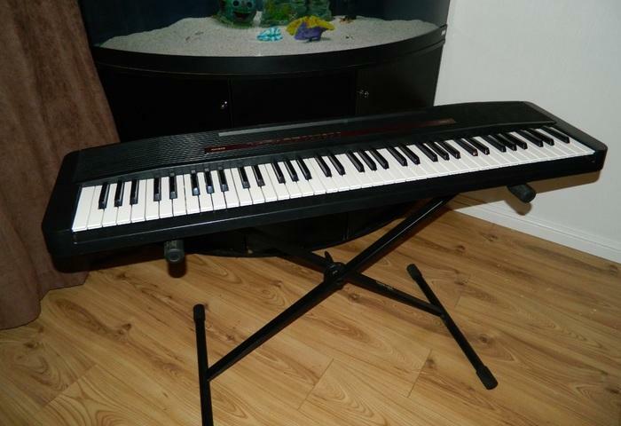 Parduoudu Sintezatorių Yamaha PSR 290; Casio, Gitara, Kuba, Gitaros Pedalas