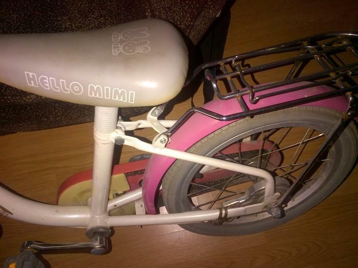 Mergaitiskas dviratukas