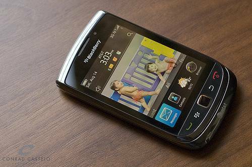 Parduoda: BlackBerry Touch 9800,Nokia N900