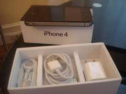 Parduoda naują Apple iPhone 32gb 4G (Juodai balta )-$ 500