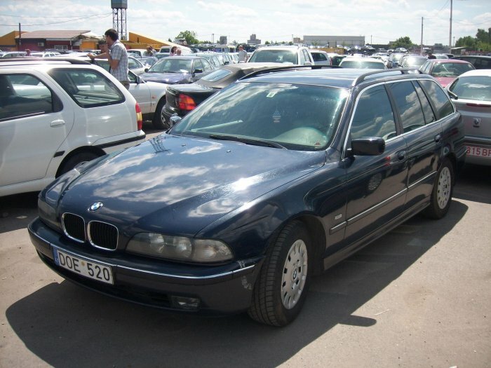 Parduodamas BMW 520