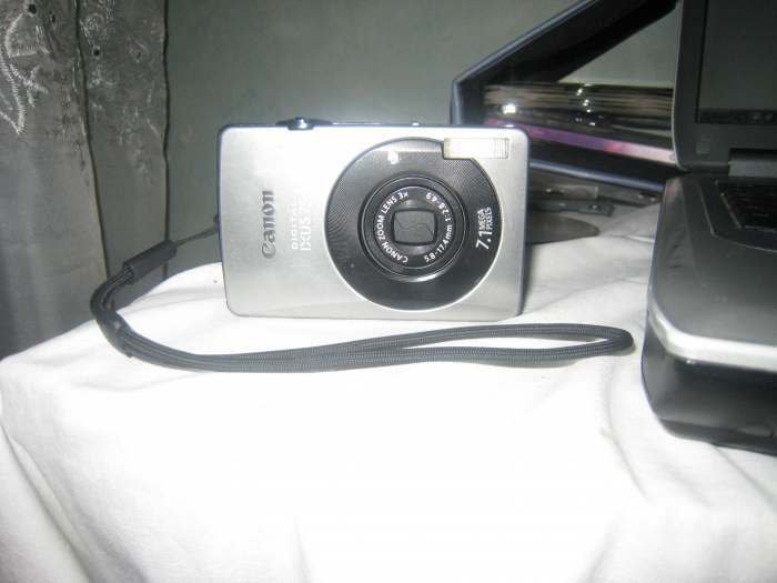 Parduodamas fotoaparatas Canon IXUS 75