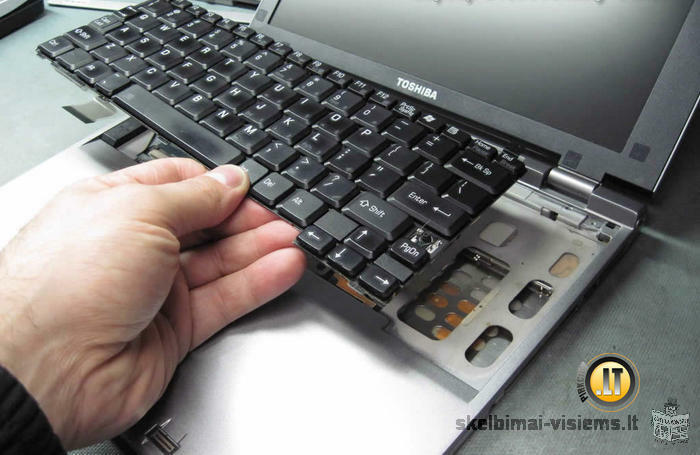 VISŲ Nešiojamų kompiuterių klaviatūrų keitimas ŠIAULIUOSE