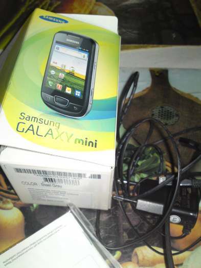 androida Samsung S5570 Galaxy Mini su garantija 5 sony ericsson