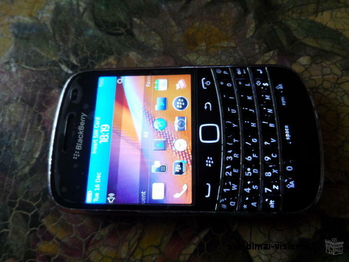 bold 9900 BlackBerry pigiai