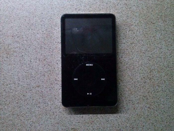 iPod classic (30GB)parduodu